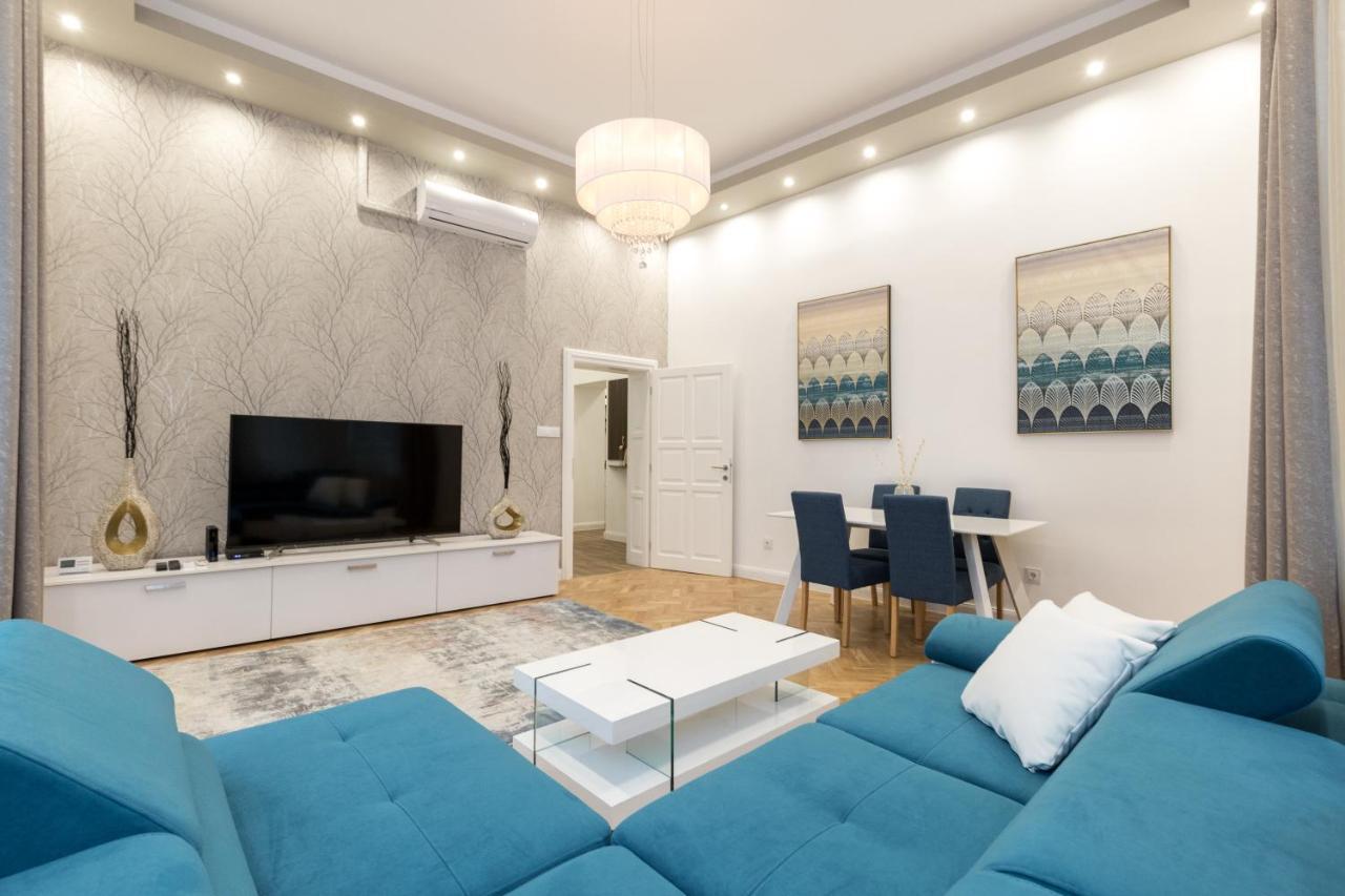 City Center Grand Luxury W 2Br/2Bt Budapeste Exterior foto
